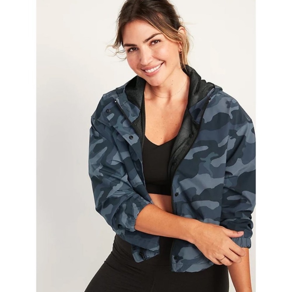 Old Navy Camo Crop Jacket
